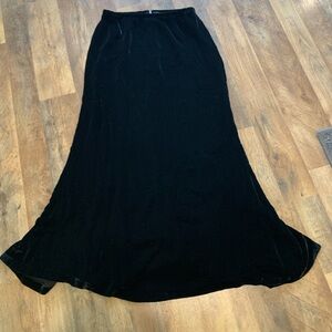 Brooks Brothers Black Rayon/Silk Maxi Trumpet Skirt Career Event Party Sz 4